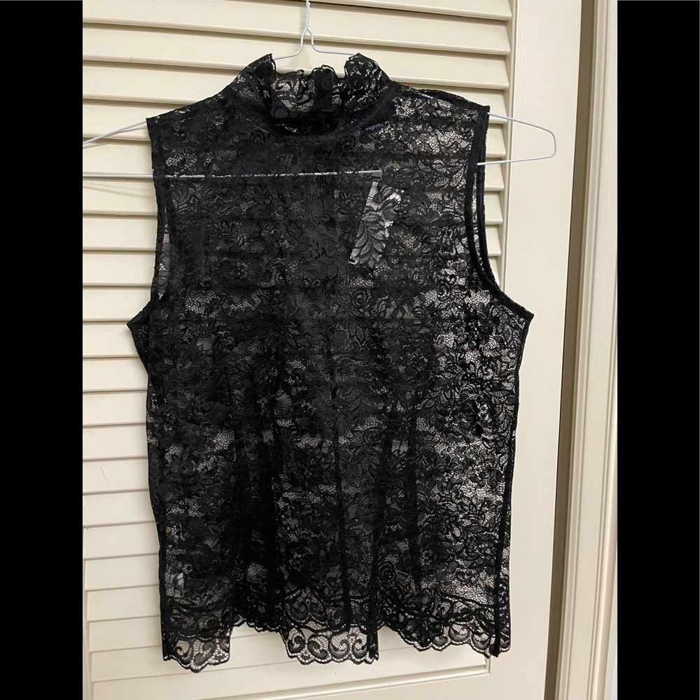 Ann Taylor black lace top size 4 NWT